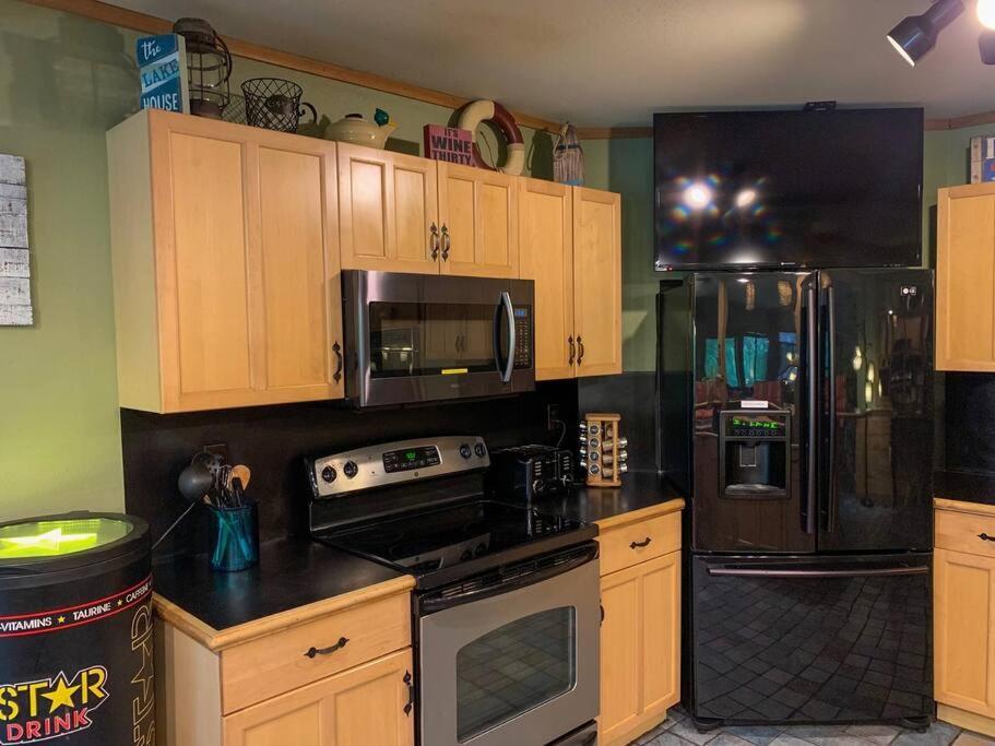 The River Haven - Sleeps 32 - On Guadalupe River Seguin Eksteriør bilde