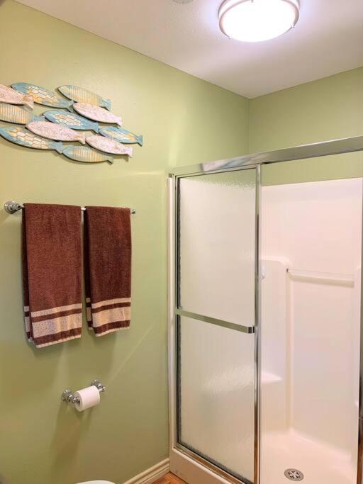 The River Haven - Sleeps 32 - On Guadalupe River Seguin Eksteriør bilde