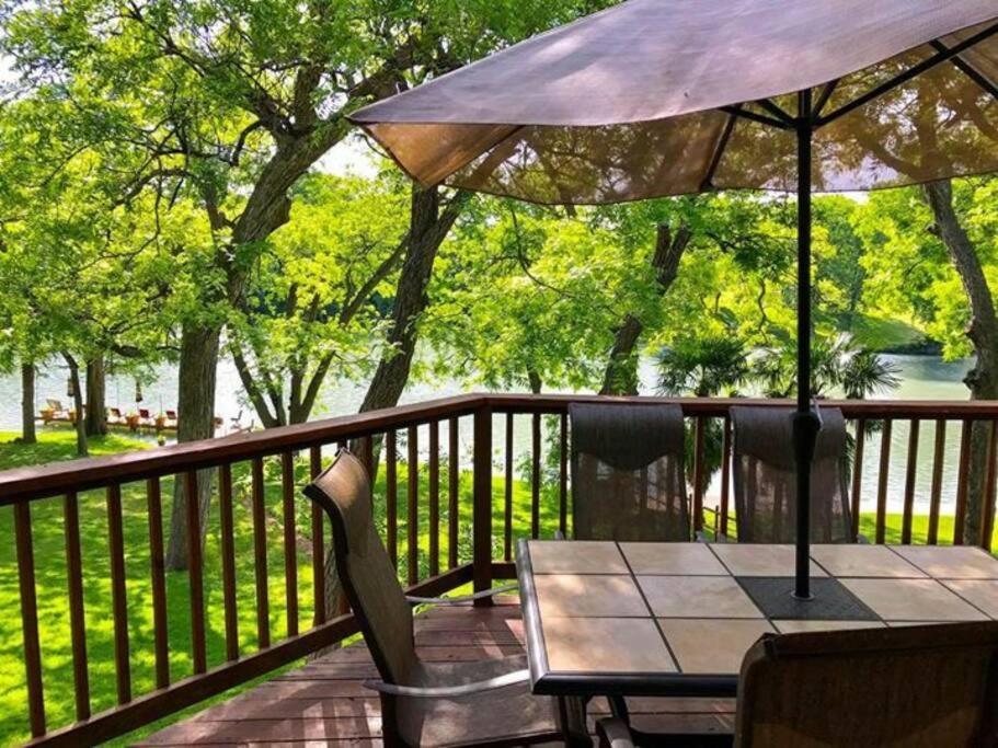 The River Haven - Sleeps 32 - On Guadalupe River Seguin Eksteriør bilde